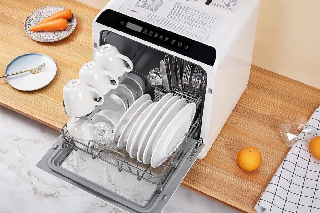 HAVA countertop dishwasher with built-in water tank for apartments and RVs